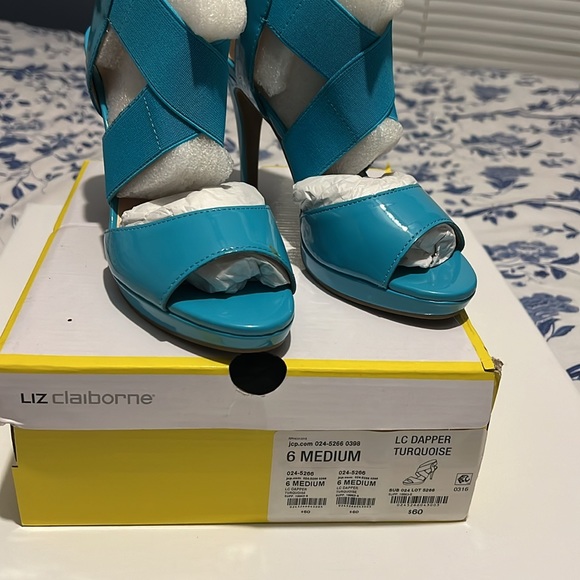 New Liz claiborne shoes turquoise size 6M - Picture 4 of 4